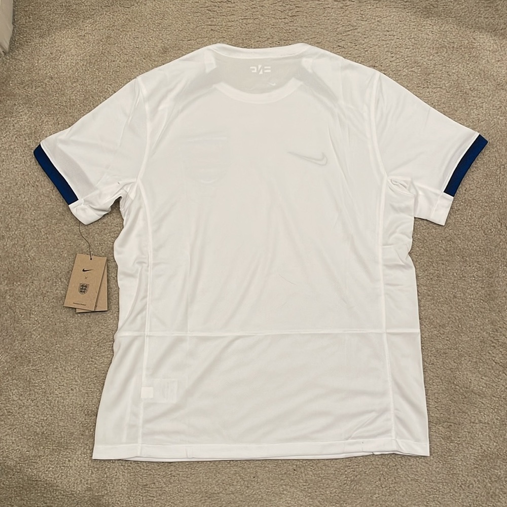 Nike England Home Jersey 2023 men size L NWT - Picture 5 of 6